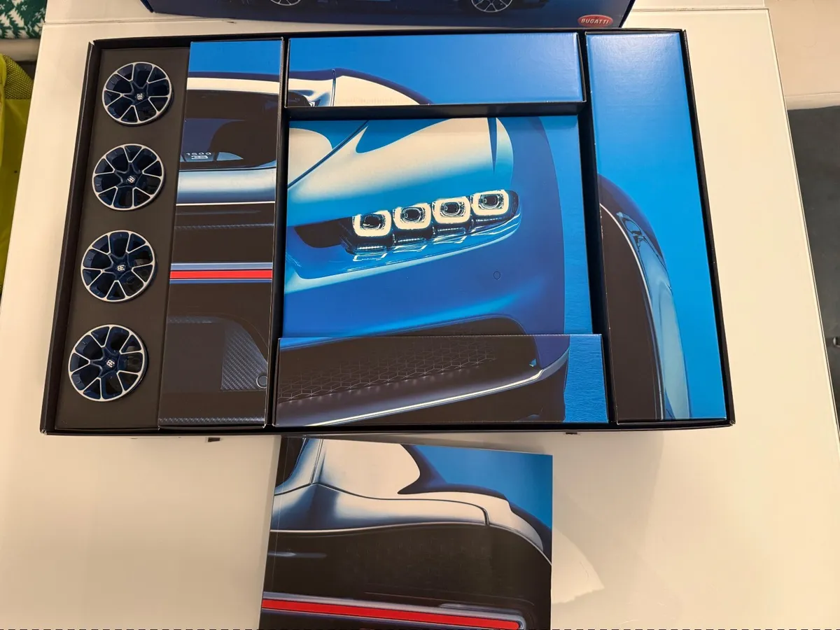 Bugatti Chiron Lego Technik 42083 - Image 3