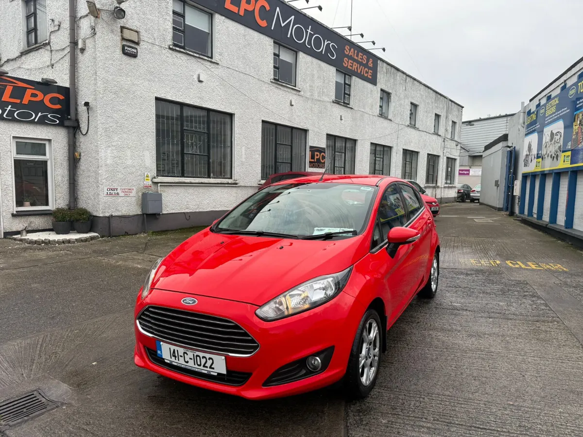Ford Fiesta 2014 Low Mileage - Image 3
