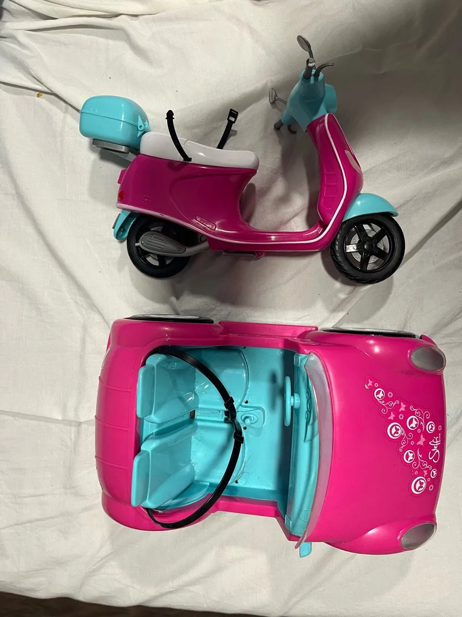 Barbie Car and Moped - Image 2