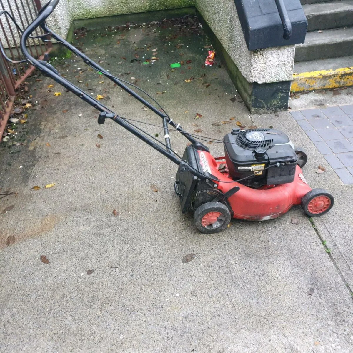 PETROL LAWNMOWER - Image 1