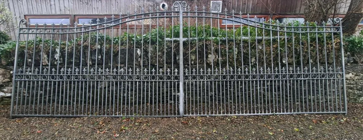 Gates 20 ft opening - Image 4