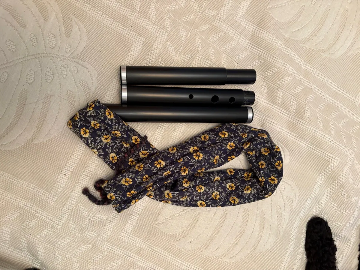 FLute low D pvc - Image 1