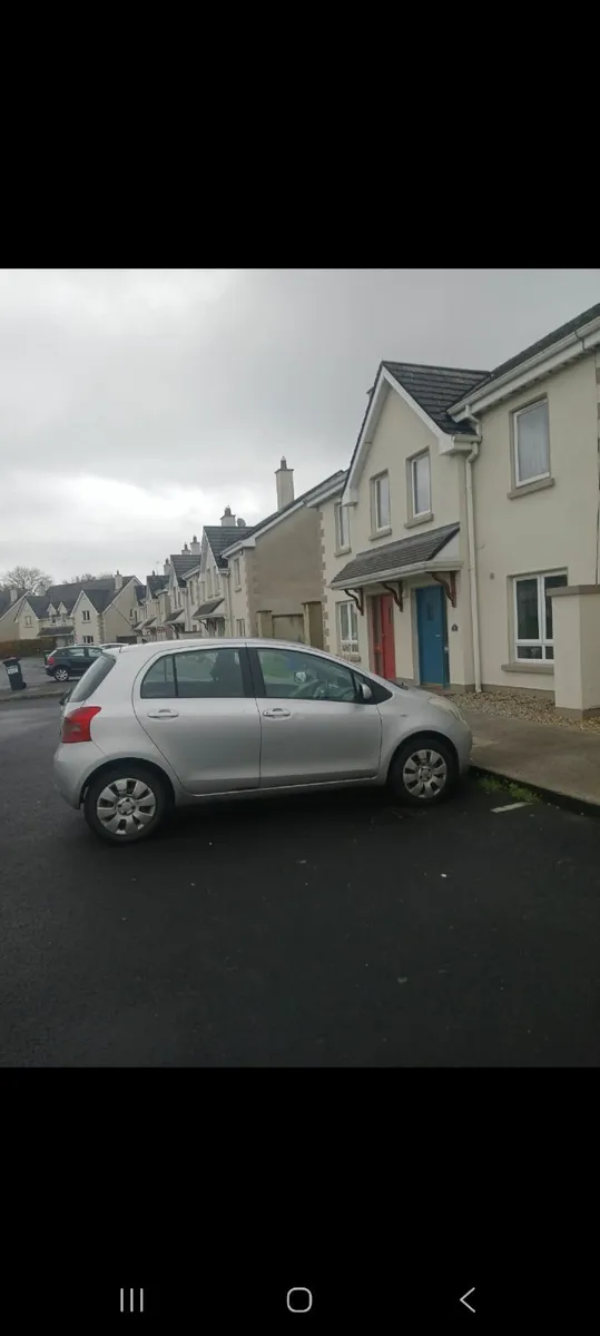 Toyota Yaris 2006 - Image 3