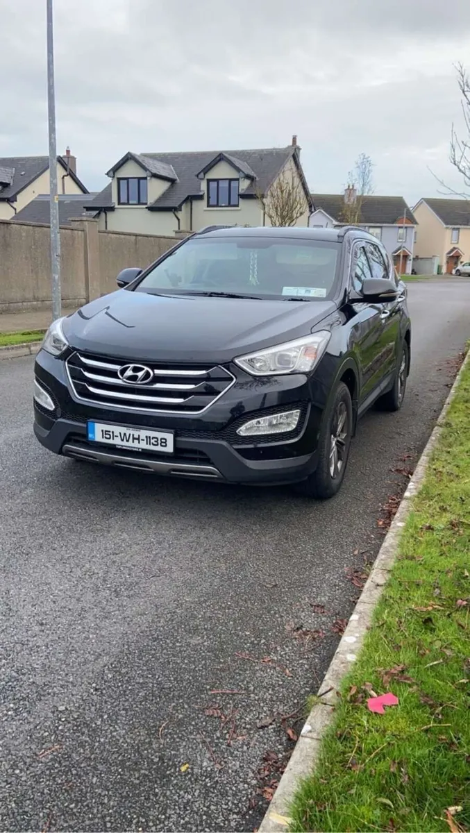 151 7 seater Santa Fe - Image 2