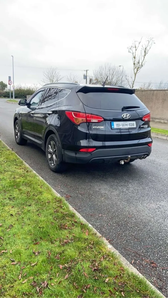 151 7 seater Santa Fe - Image 3