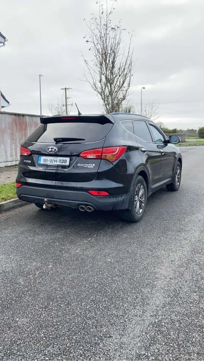 151 7 seater Santa Fe - Image 4