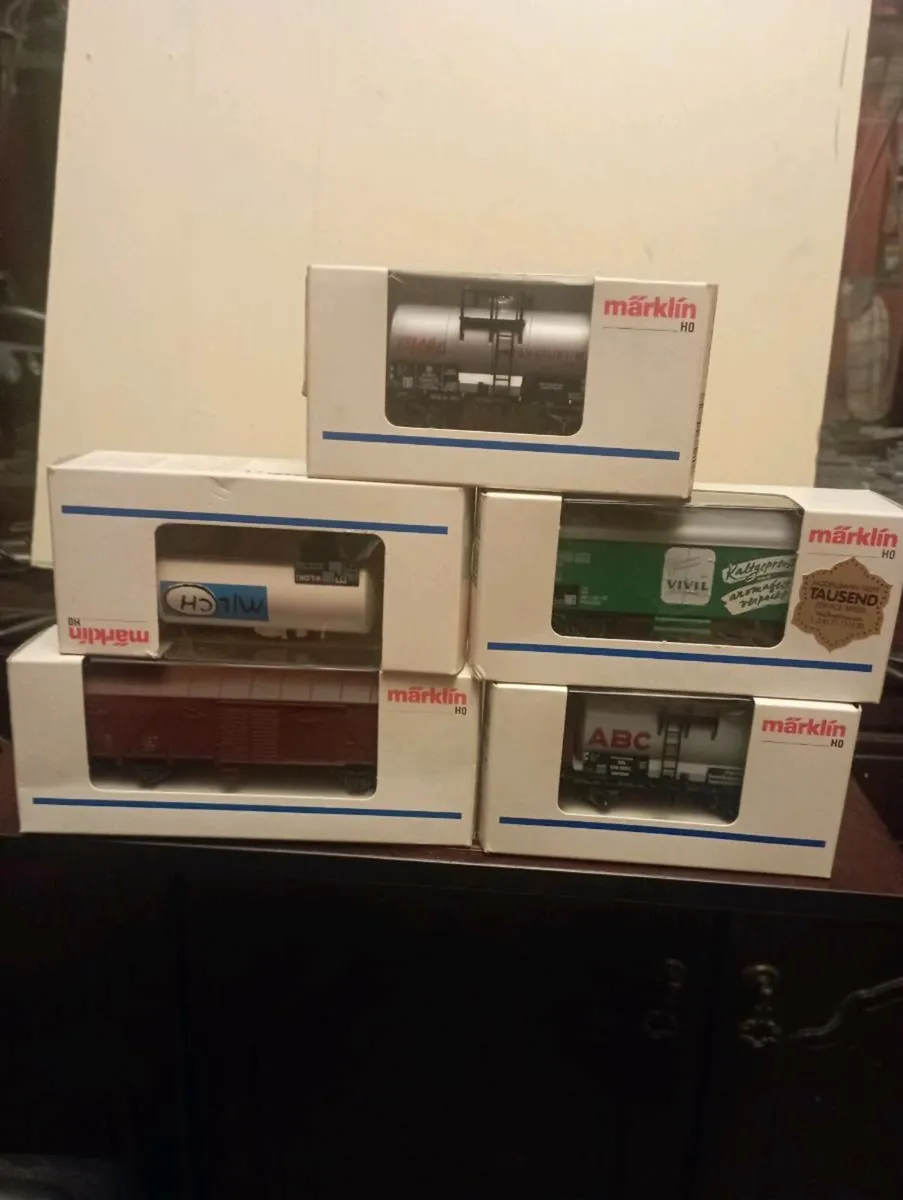 GEMMAN MARKLIN LOCOMOTIVE HO WAGGONS 1-87 SCALE - Image 1