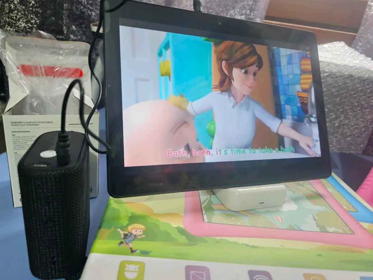 Kids Tablet like a new 10.1 inch Android 13 32GB.. - Image 4