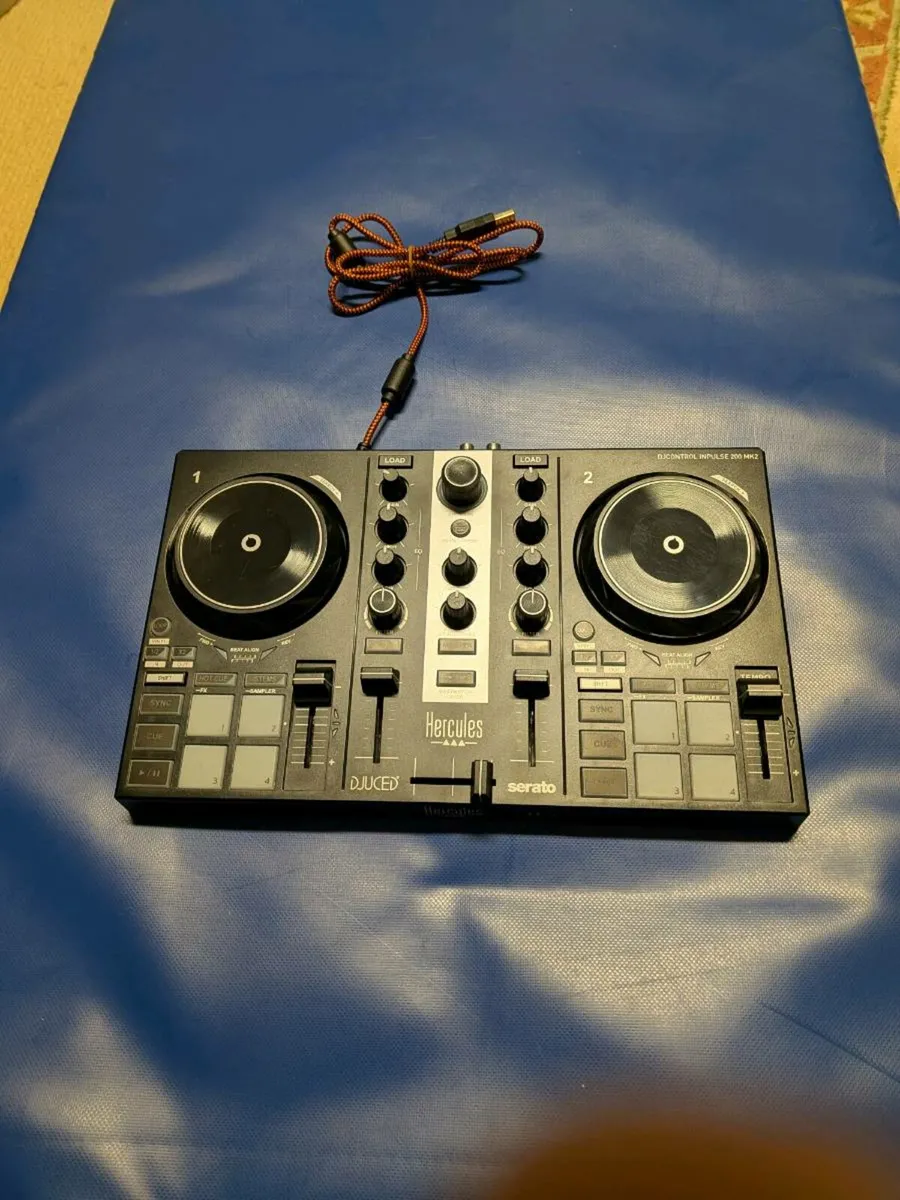 DJ deck - Image 2