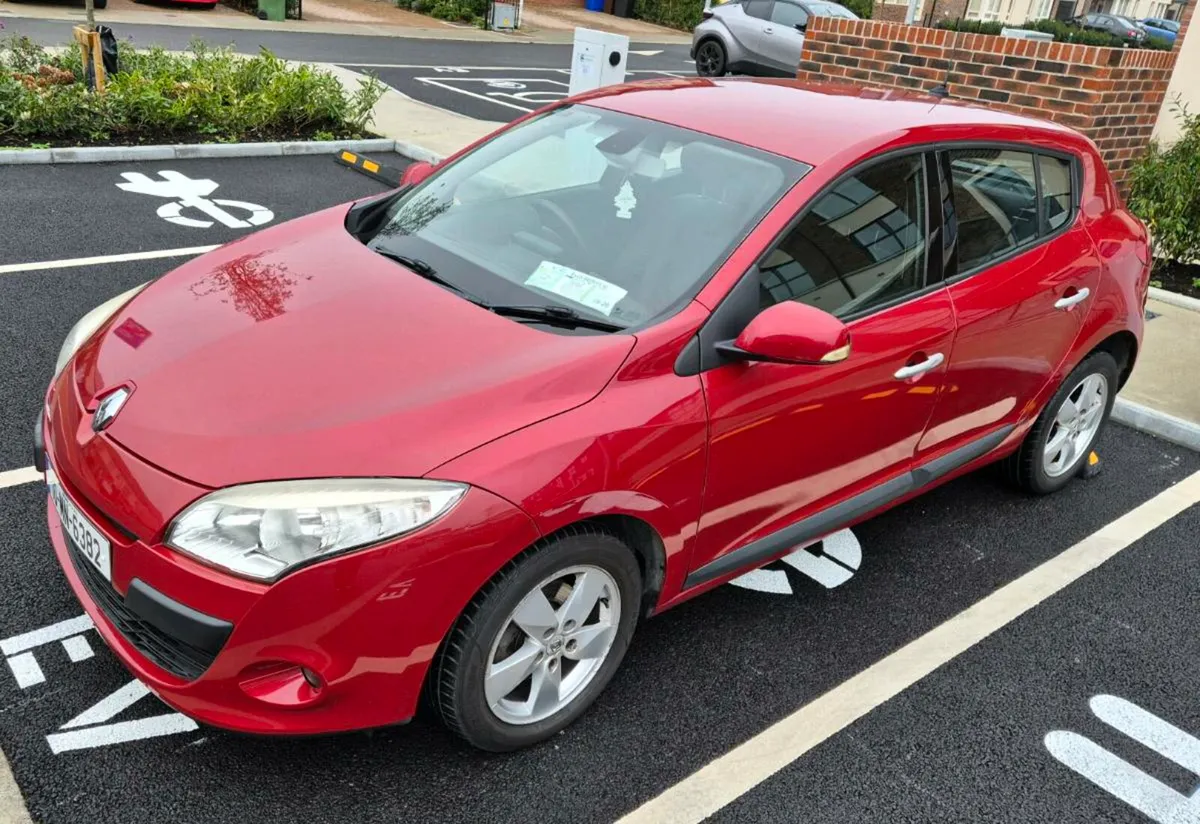 Renault Megane 2010 1.5tdi, Low milage, Fresh NCT - Image 2