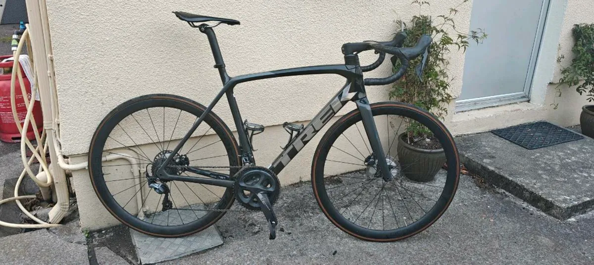 Trek Emonda SLR 6 - Image 1