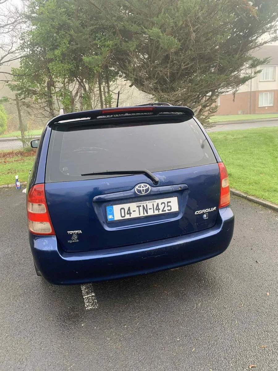 2004 Toyota Corolla - Image 3