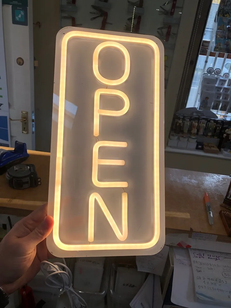 Large OPEN Neon sign for Businesses and Shops - Image 1