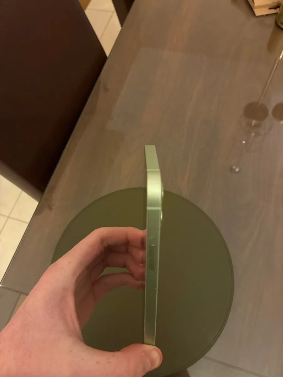 iPhone 12 128gb - Image 3