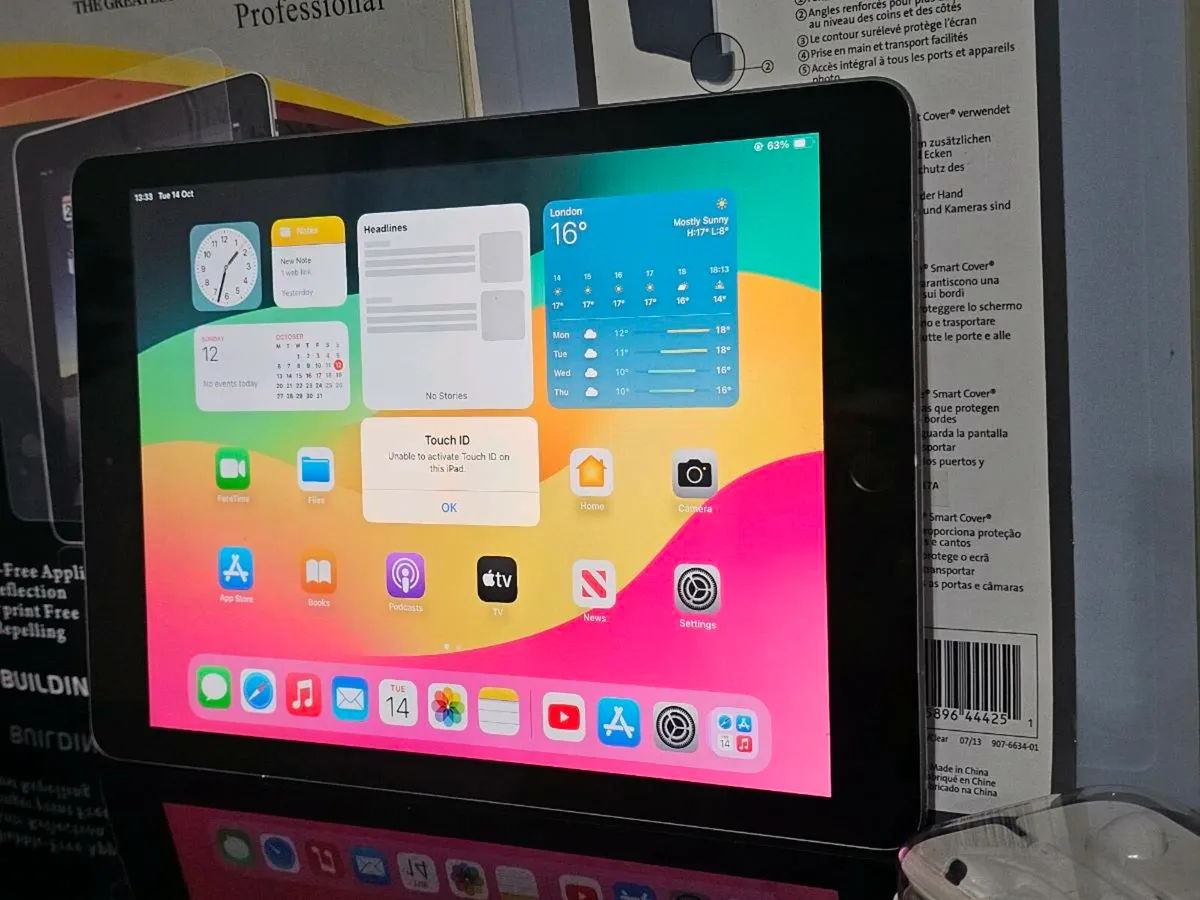 📱 iPad 6th Gen 9.7 32GB Wi-Fi – Space Grey - Image 3