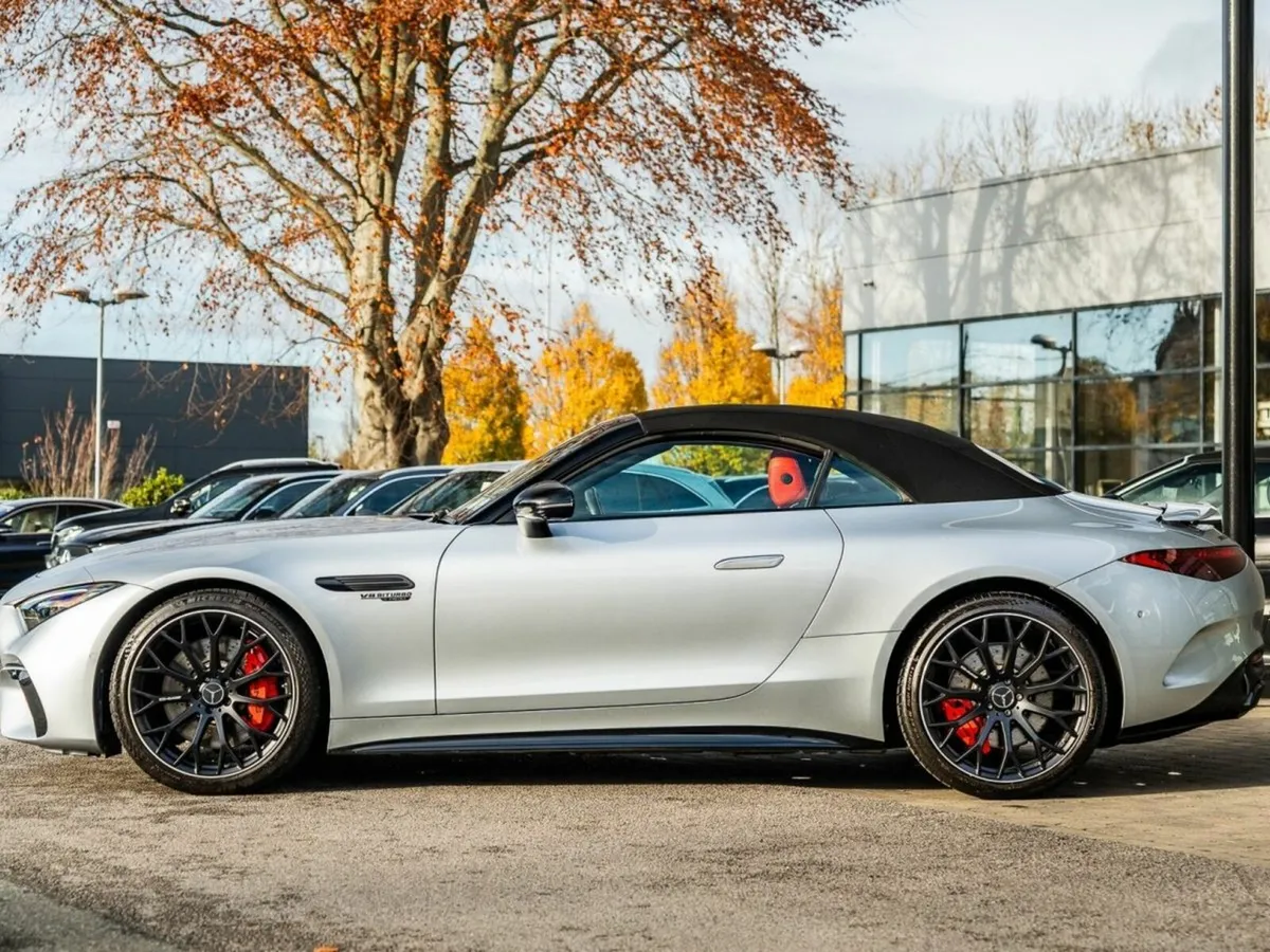 Mercedes-Benz SL-Class AMG SL55 V8 Bi-Turbo 4Matic - Image 3