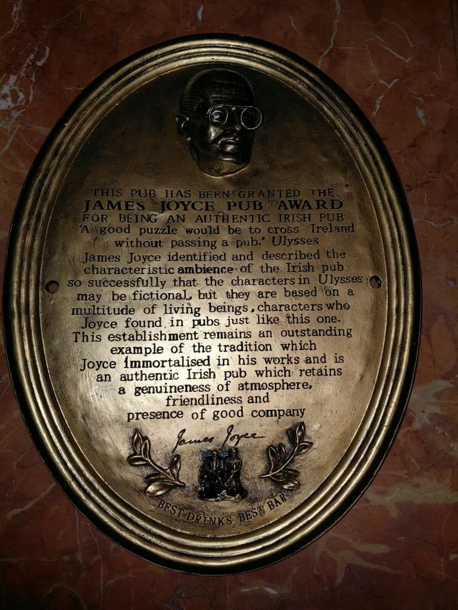 James Joyce Pub Award Plaque - Image 1