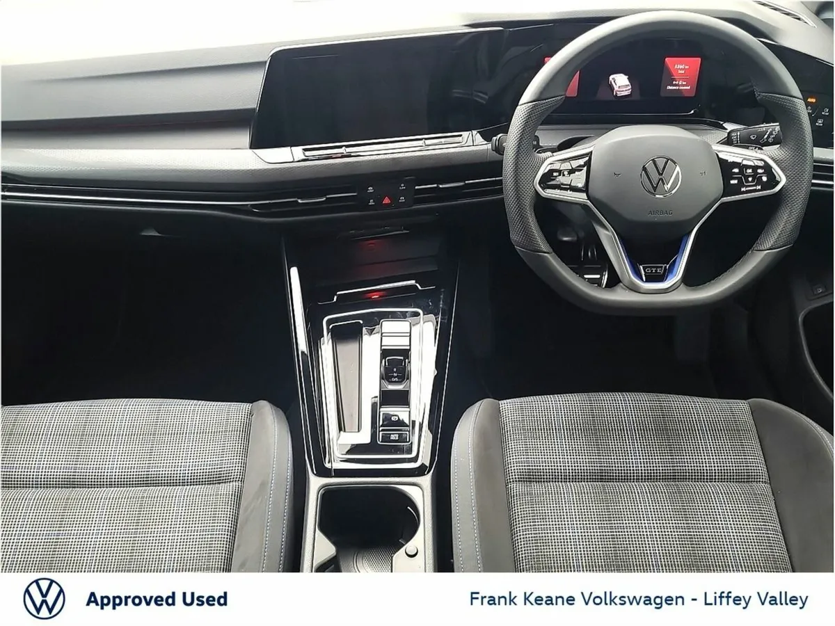 Volkswagen Golf GTE PHEV AUTO 1.4 TSI 245HP  *DOLP - Image 2