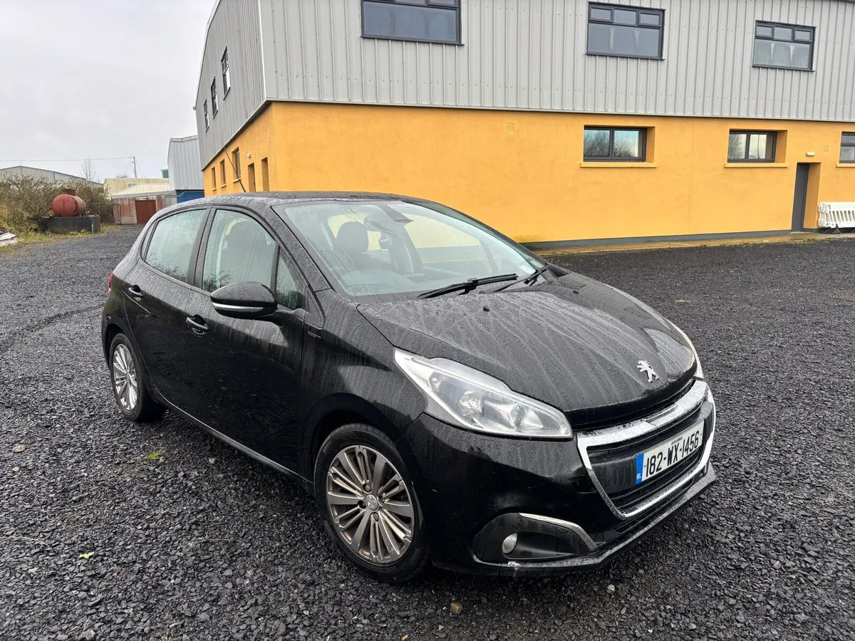 2018 (182) Peugeot 208 1.2 Petrol - Image 1