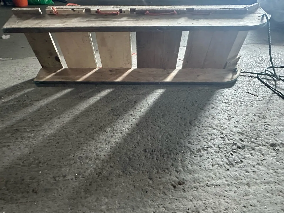 Vintage wooden Snow Sledge / Toboggan — 1940/50’s - Image 3