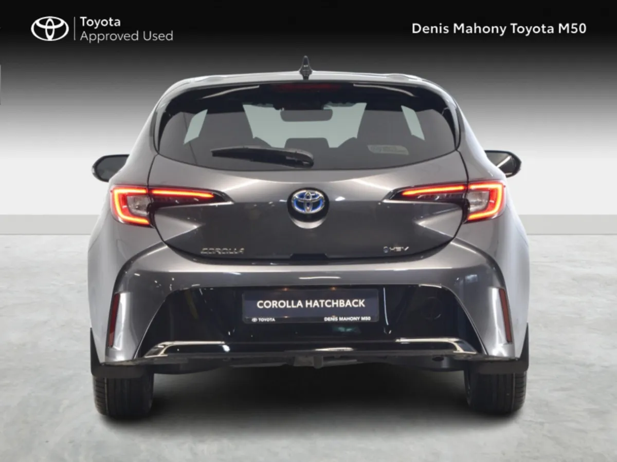 Toyota Corolla Hybrid Luna Sport - Image 4