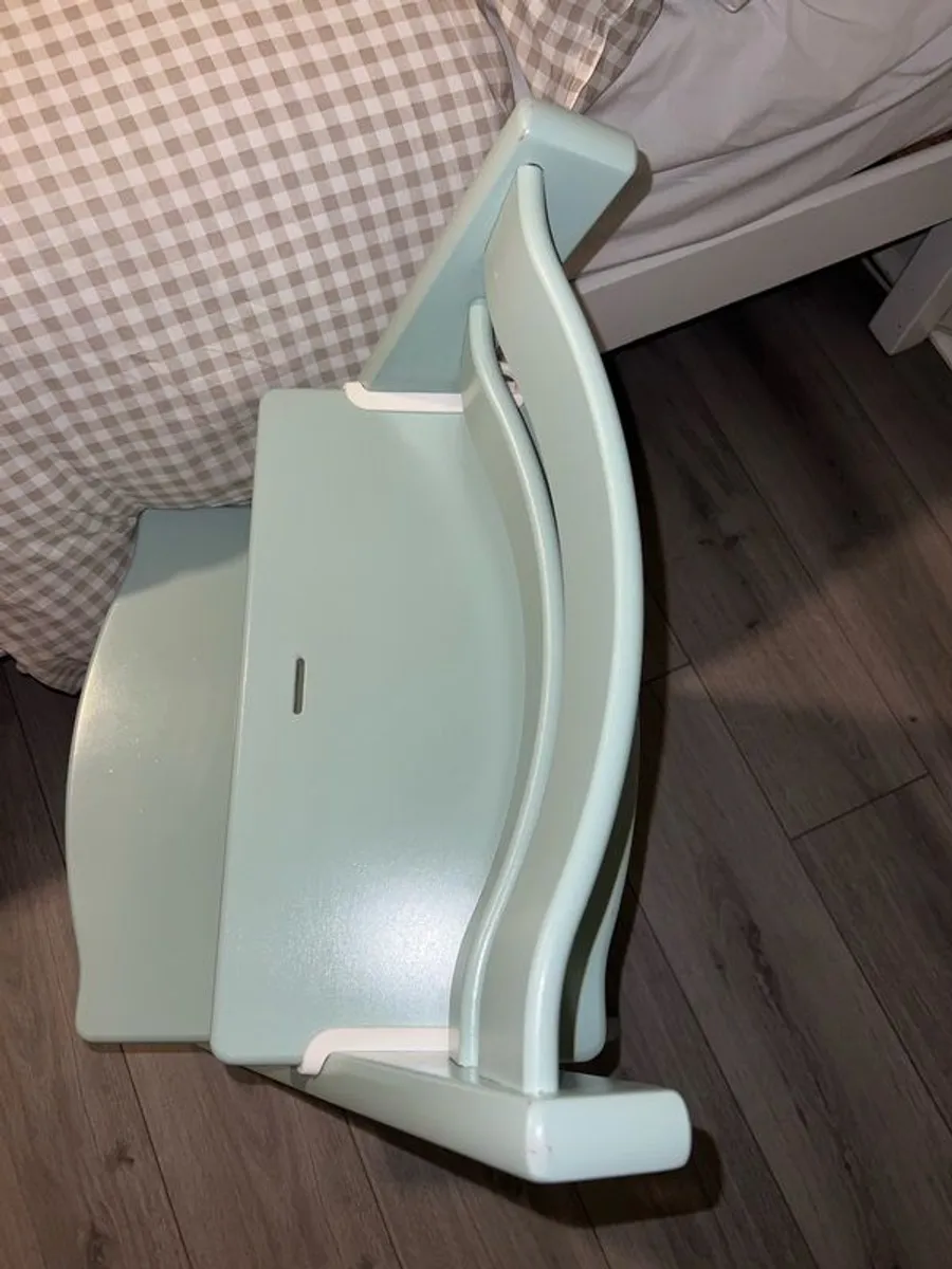 Stokee high chair - Image 2