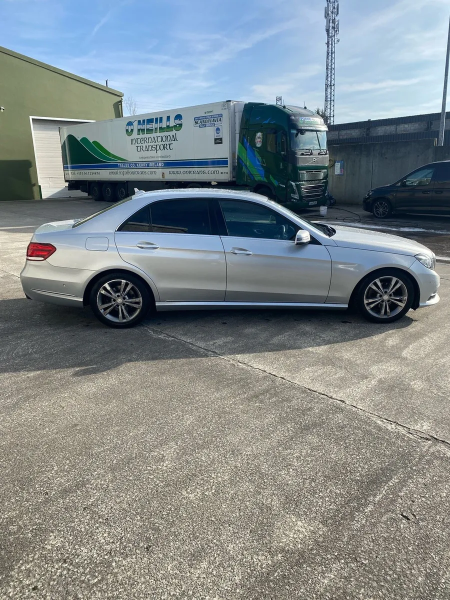 Mercedes E class 220 NCT 12/26 + Tax - Image 2