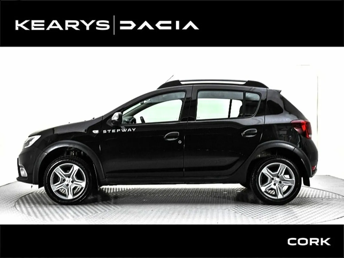 Dacia Sandero Stepway Signature TCe 90 MY18 - Image 3