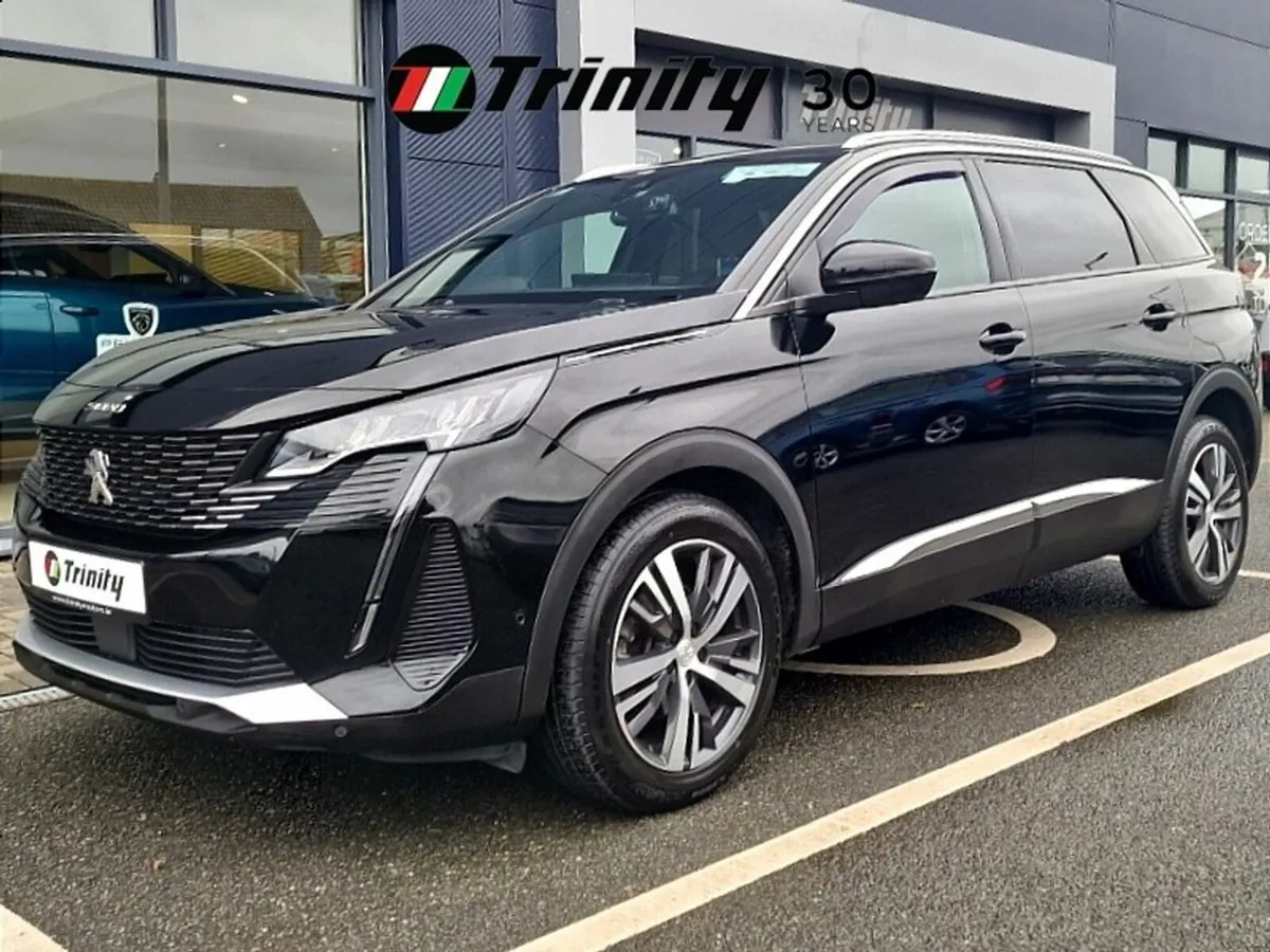 Peugeot 5008 ** 1.5 BLUEHDI 130BHP ** ALLURE AUTO - Image 1