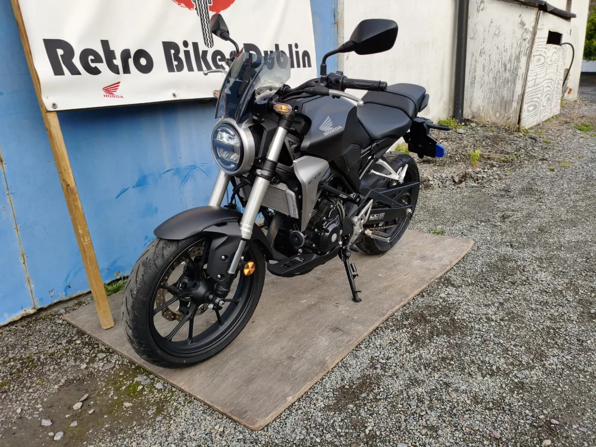 2019 Honda CB300R - Image 4