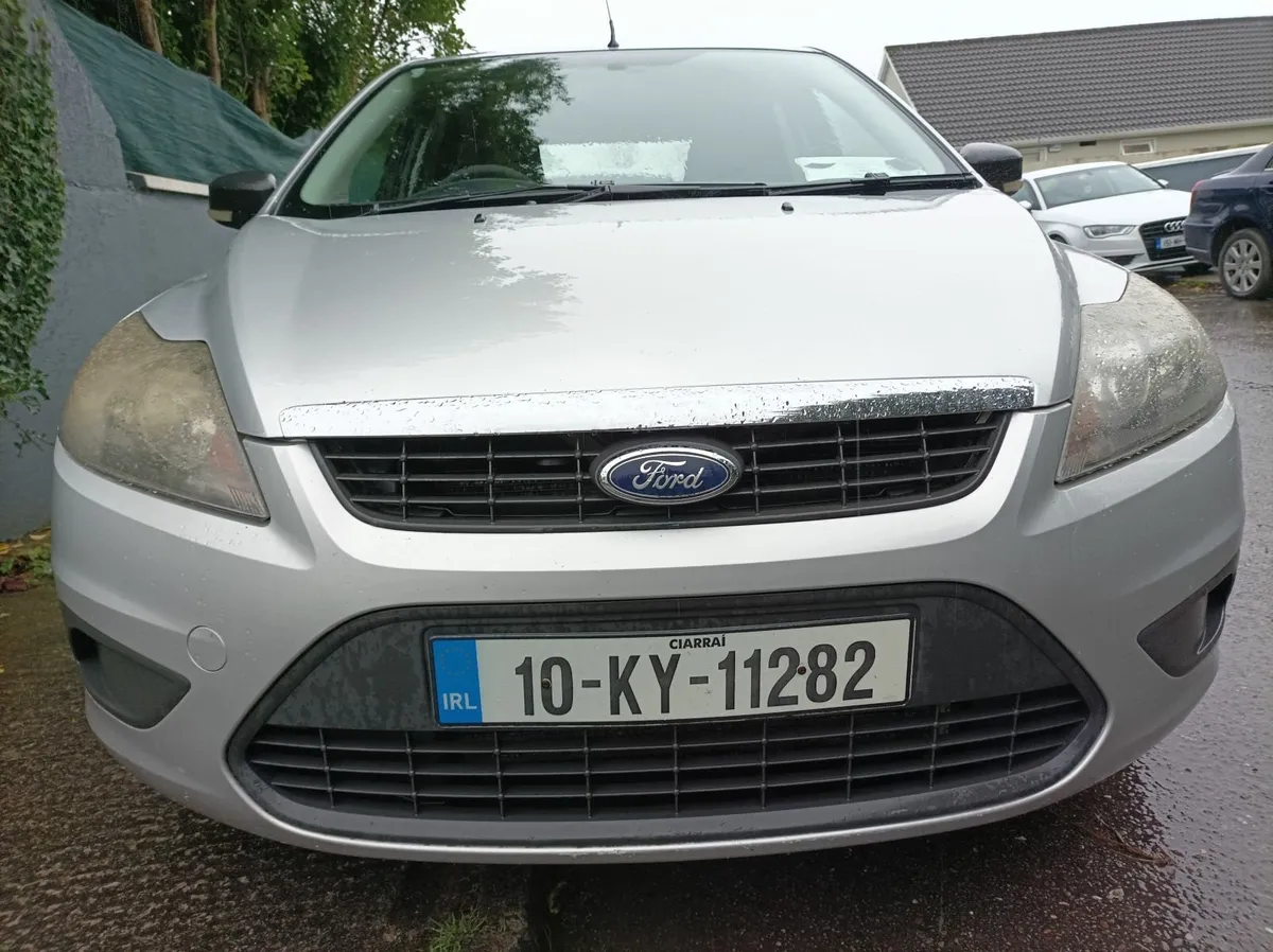 2010  Ford Focus NCT 0/26 Hatchback - Image 2