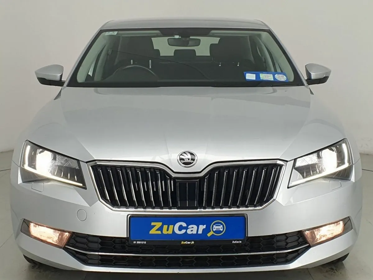 Skoda Superb 2.0 TDI 150bhp Ambition - Image 3