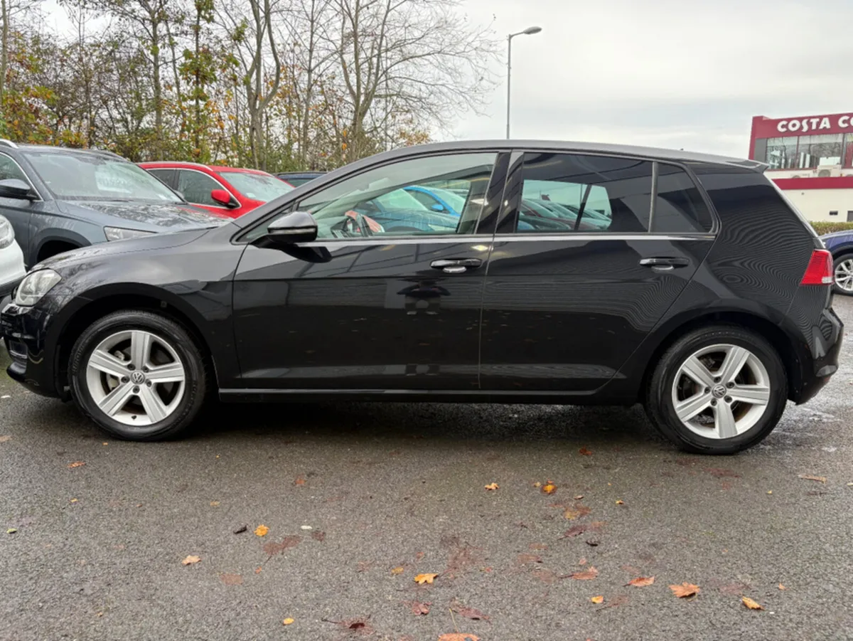 Volkswagen Golf 1.2 PETROL COMFORTLINE AUTO - Image 4