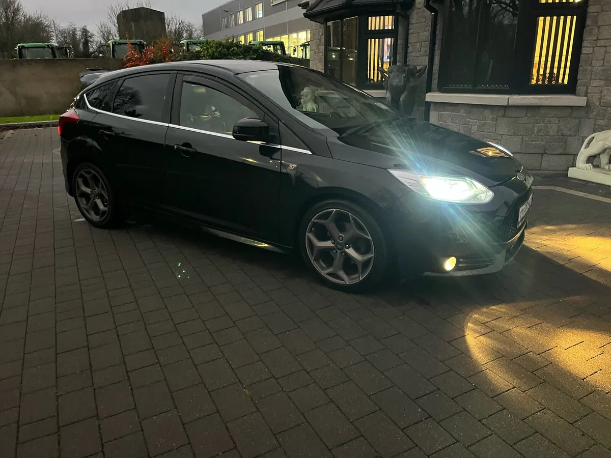 2013 (132) ford focus ST *new Nct* - Image 1