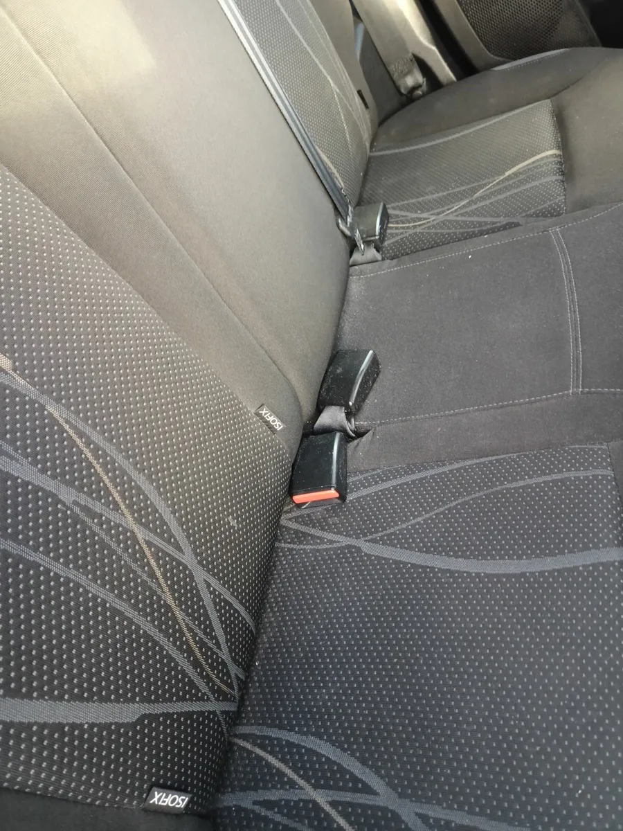 Peugeot 208 Diesel 2013 / 140 KMS - Image 2