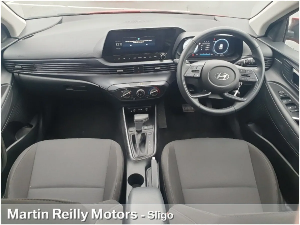 Hyundai i20 Deluxe Plus Automatic - Image 2