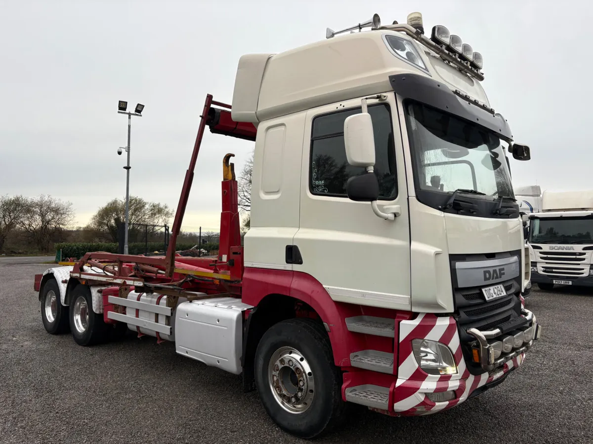 2014 DAF CF 510 6x4 Hyva Hookloader - Image 3