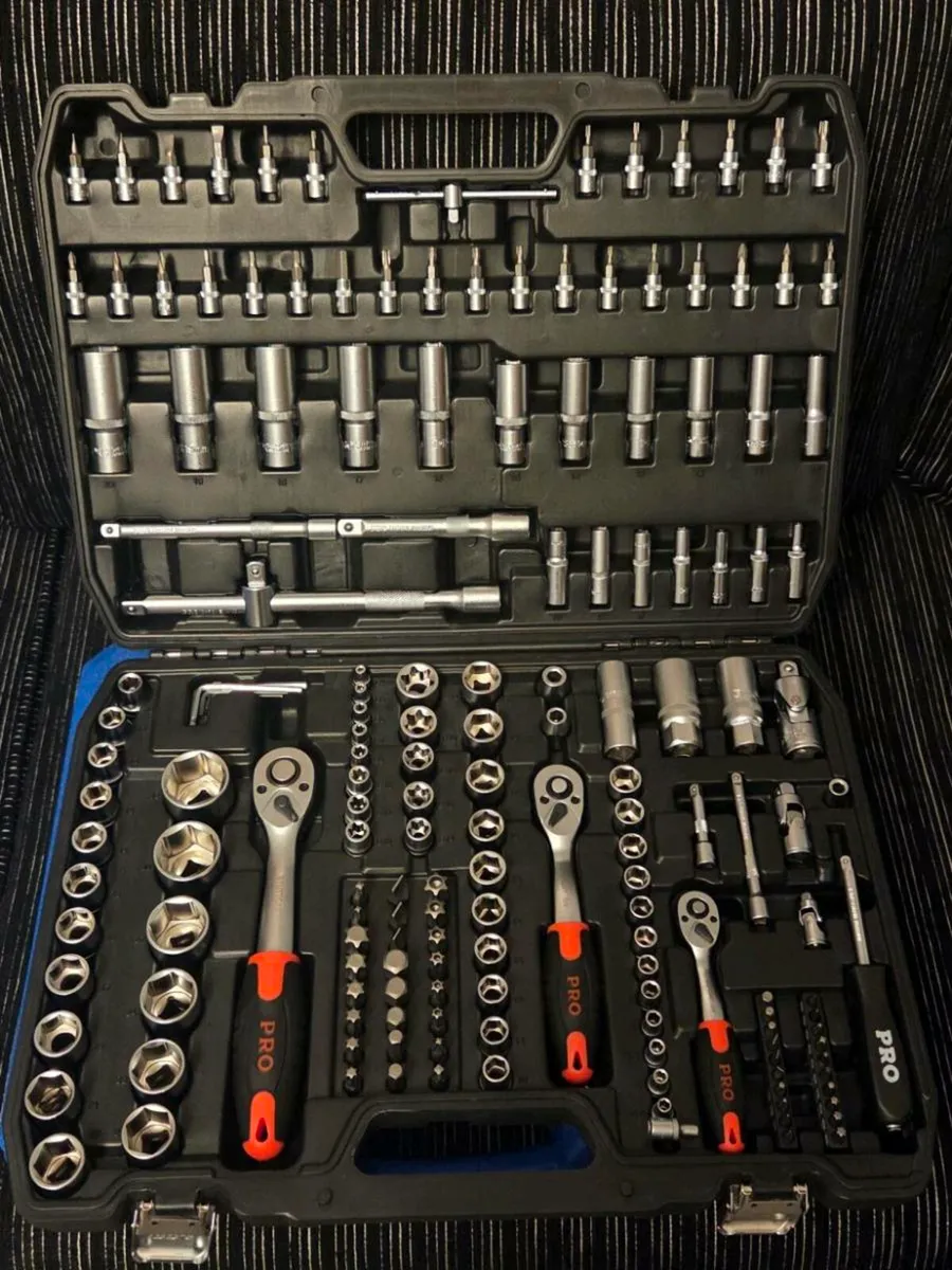 BIG BIG BIG SET OF socket brand new top top qualit - Image 1