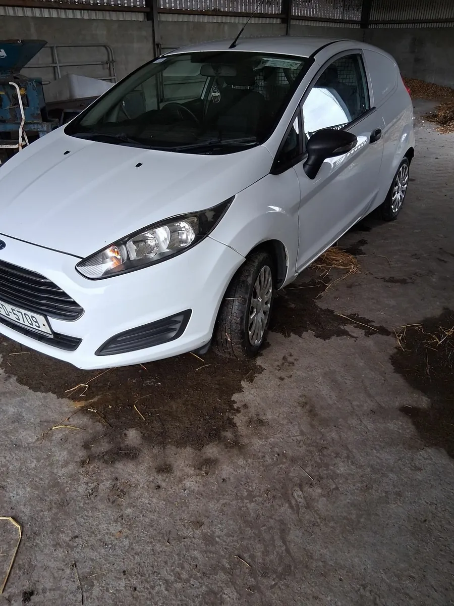Ford Fiesta 2014 - Image 3