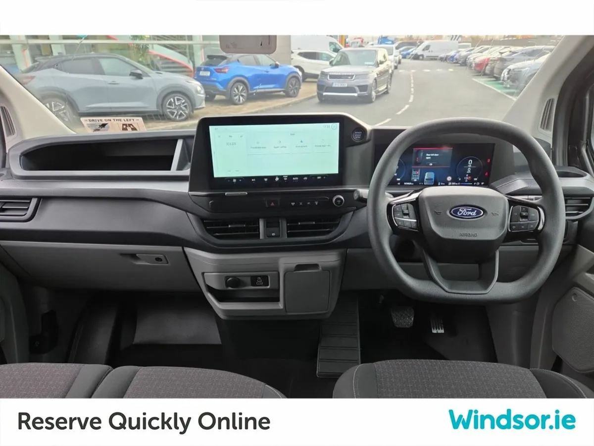 Ford Transit Custom KOMBI PHEV TREND 2.5 *9 SEATER - Image 4