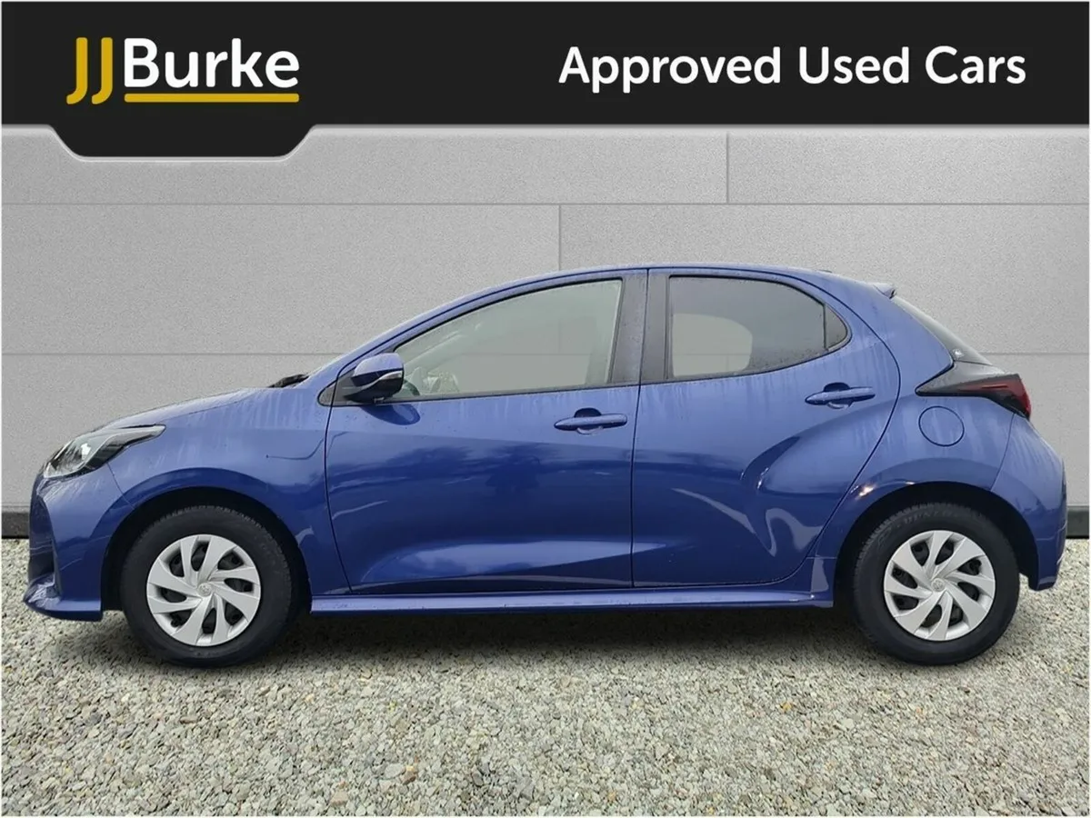 Toyota Yaris X PKG - Image 3