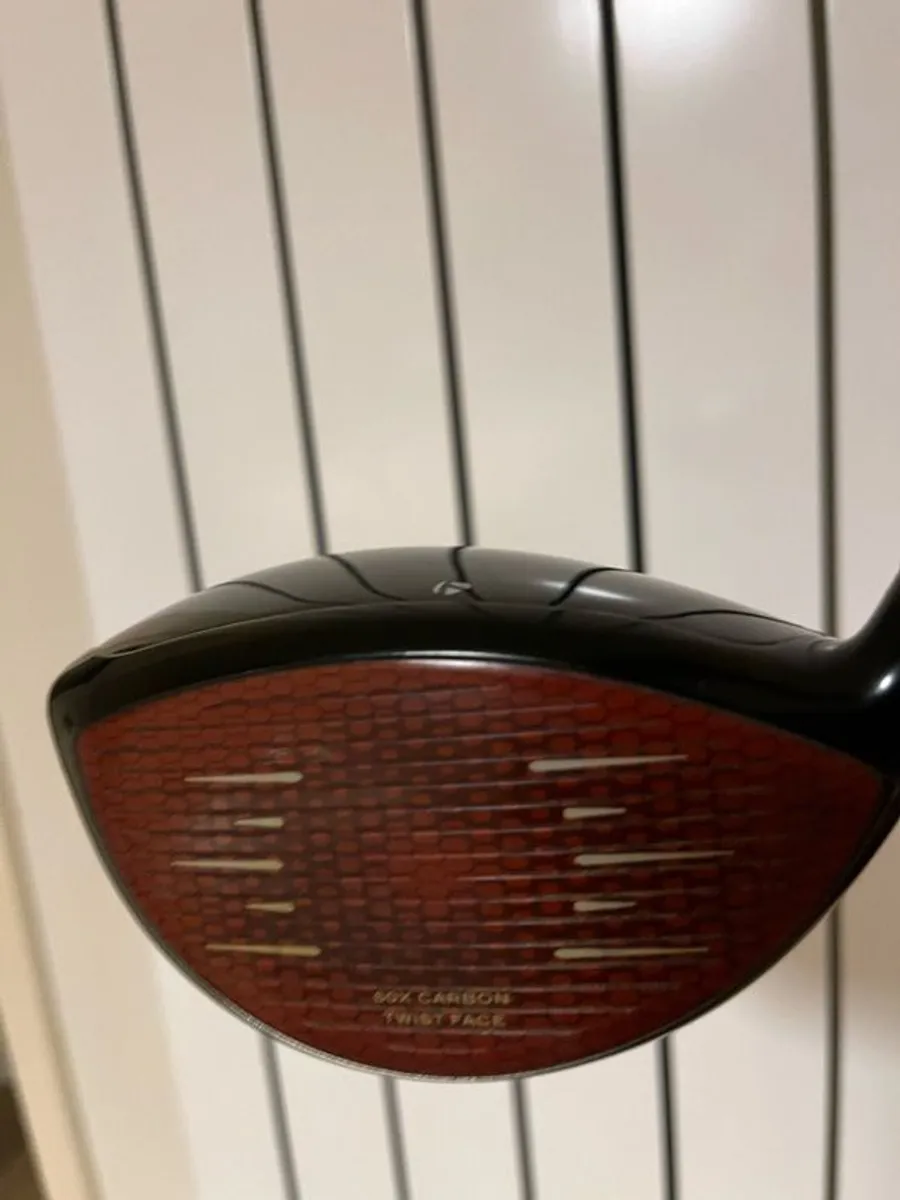 Taylormade Stealth 2 Plus Driver, Sim Max  3 wood - Image 1