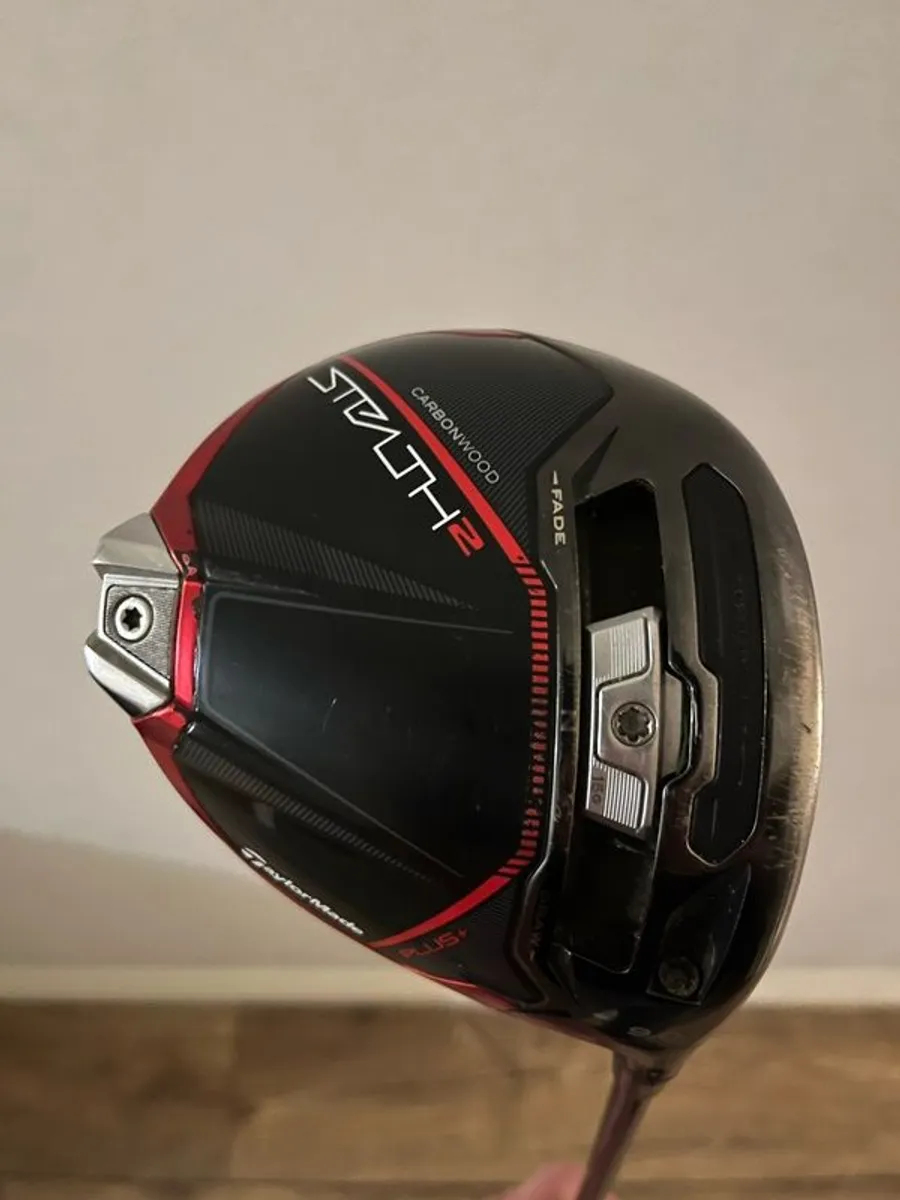 Taylormade Stealth 2 Plus Driver, Sim Max  3 wood - Image 2