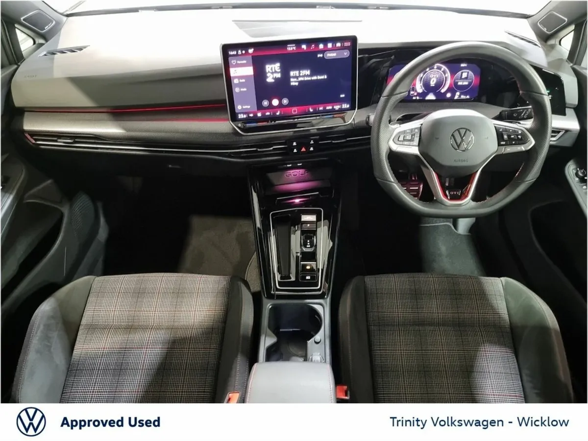 Volkswagen Golf ** GTI ** DSG AUTOMATIC ** 2.0 TSI - Image 3