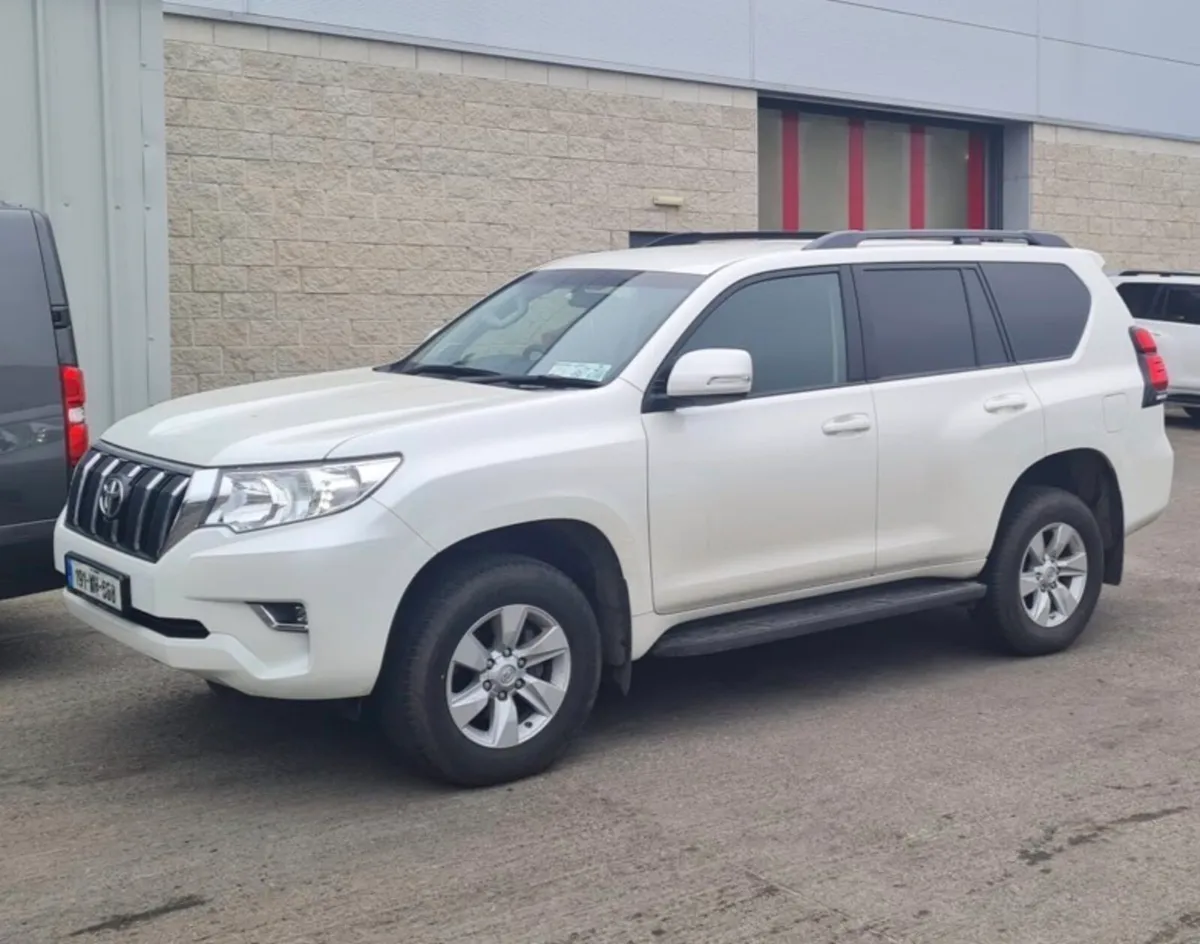 Toyota landcruiser - Image 2