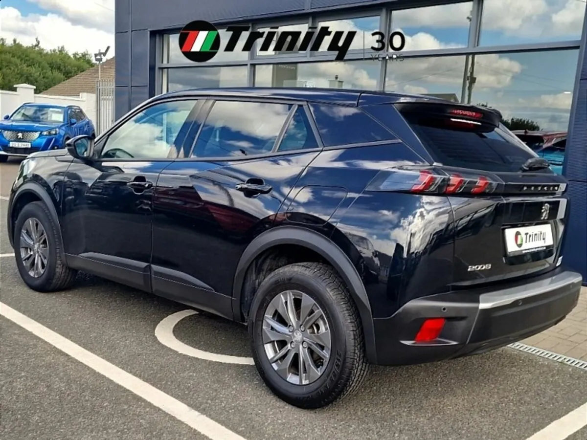 Peugeot 2008 DEPOSIT TAKEN ** 1.2 PURETECH ** 100B - Image 3