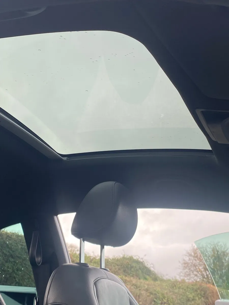 Volkswagen Beetle High Spec - Image 4