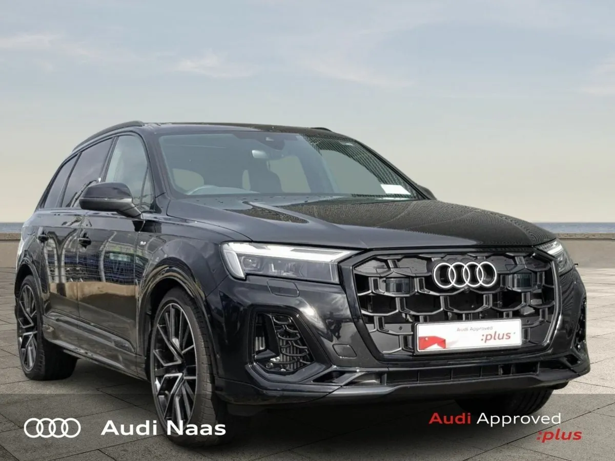 Audi Q7 55 TFSIE Quattro S-Line - Image 1