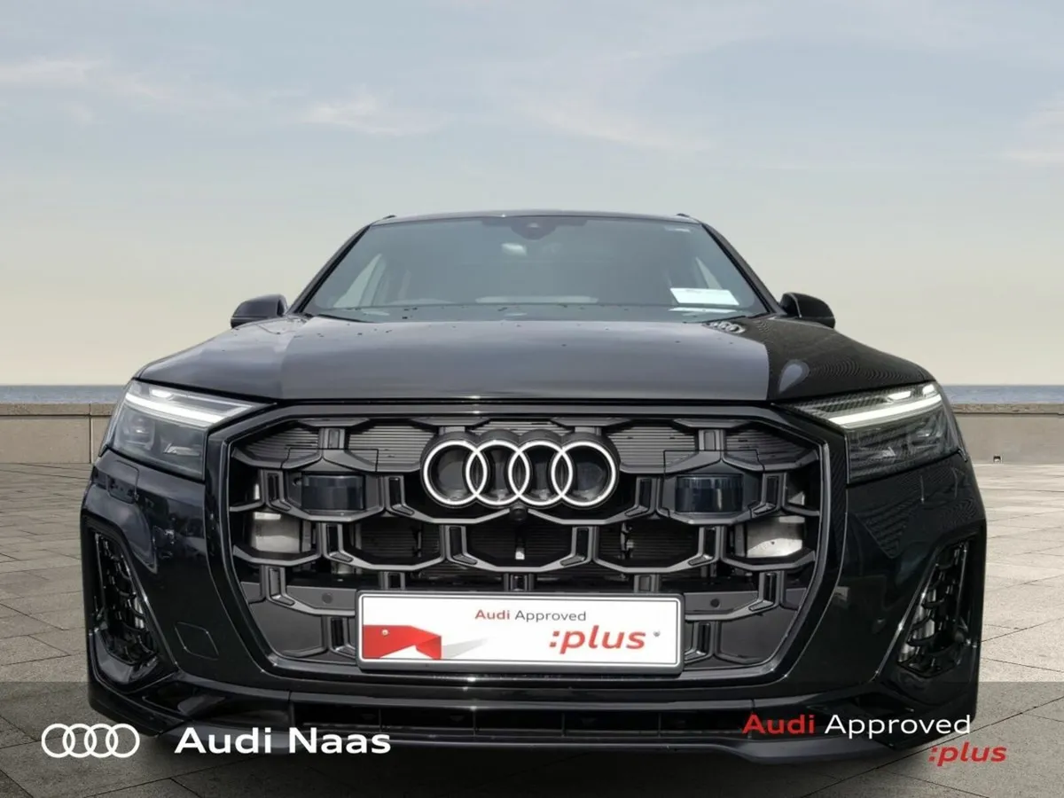 Audi Q7 55 TFSIE Quattro S-Line - Image 2