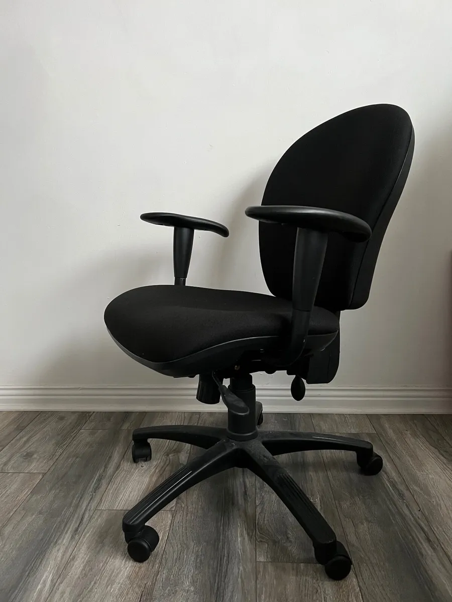 Arista Ergonomic Maxi High Back Operator Chair - Image 4